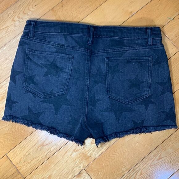 Material Girl black jean cutoff shorts patriotic w stars distressed size 13 - Picture 4 of 7